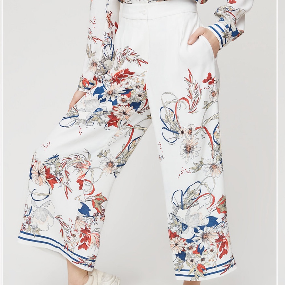 Little moon Abelia shirt and pants